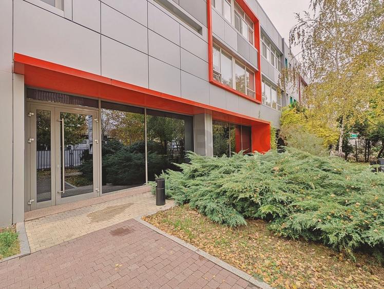 Zero comision, 200-600mp birou mobilat, move-in, Preciziei, 9' metrou