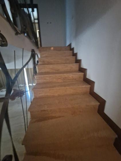 Casa cu 2 nivele in Cartierul Tilisca