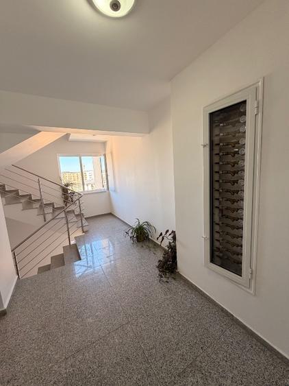 Vând apartament 2 camere Militari Residence/Tineretului 17