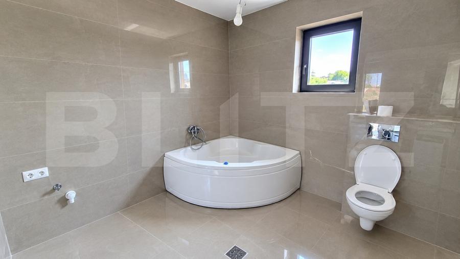 Casa cu 3 camere de vanzare, 120 mp, teren 950 mp, Balta Blonda