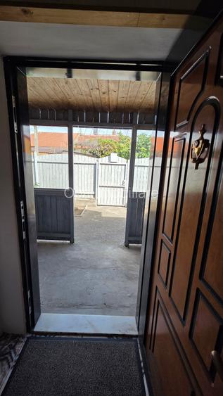 Coiciu,casa caramida,85 mp, teren 631mp, 17m deschidere - 10