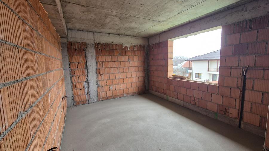 Casa P+1 - 228 mp + teren 668 mp - Mogoșoaia