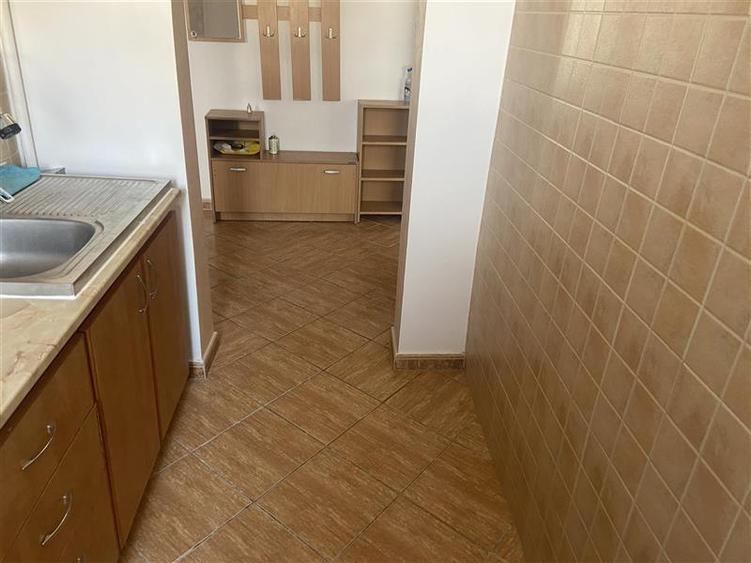 Apartament 2 camere , cartier Sud , decomandat , 43 mp, centrala termica proprie