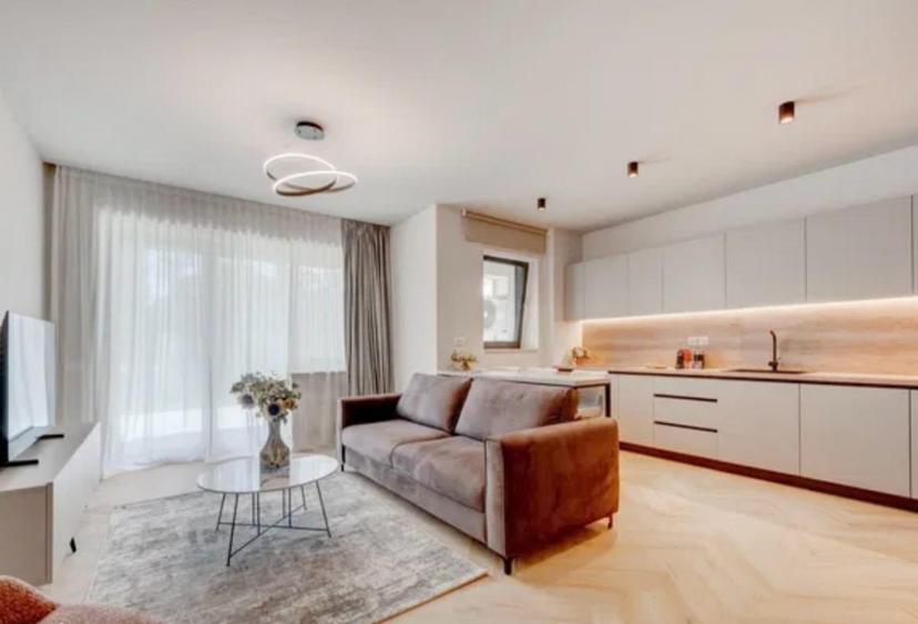 NOU / PRIMA INCHIRIERE /GRADINA PROPRIE