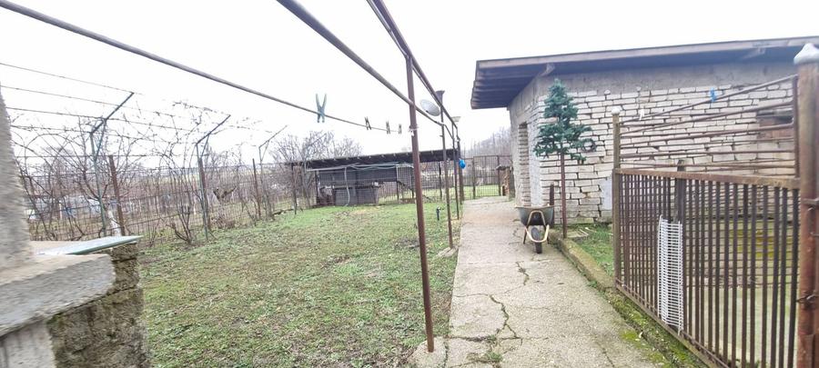 Teren Stradal Cu utilitati