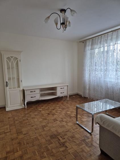 Apartament cu 4 camere, zona Cedonia, Hipodrom 2
