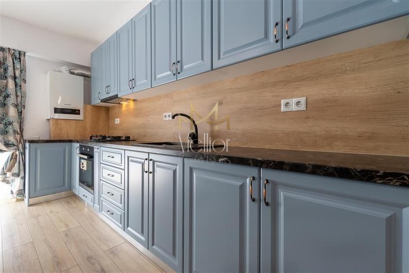Apartament superb cu 2 camere parcare Semicentral!