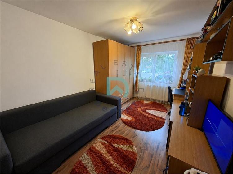 Apartament 3 camere Florilor, 72 mp - Brasov