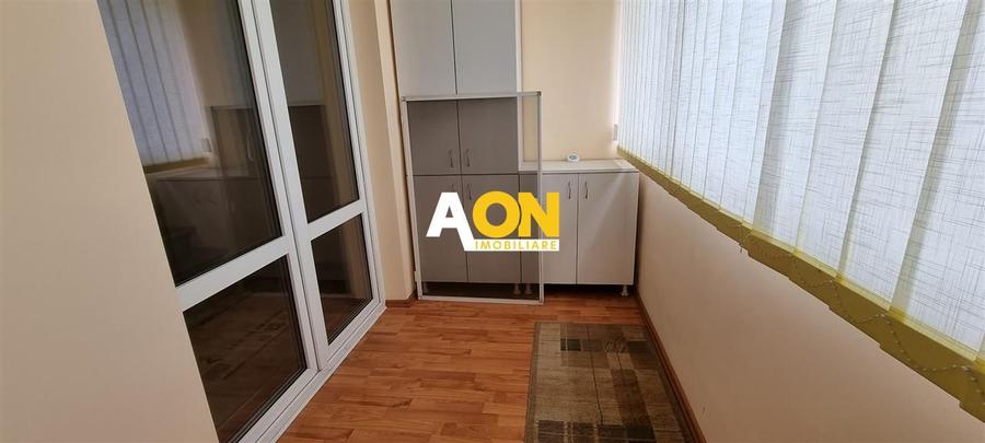 Apartament Zona Centru, Bloc nou, 6 Camere, Garaj