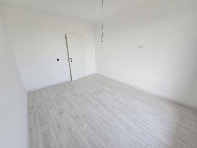 Duplex superb. Suprafata generoasa. 3 Dormitoare. Bucatarie inchisa.