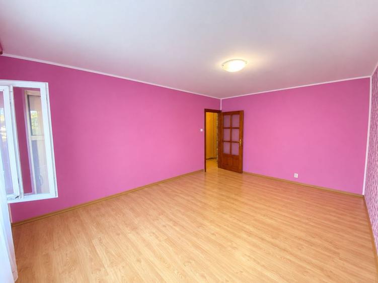 COMISION 0%, Apartament 2 Camere, Etaj 1, Decomandat, Aradului Vest