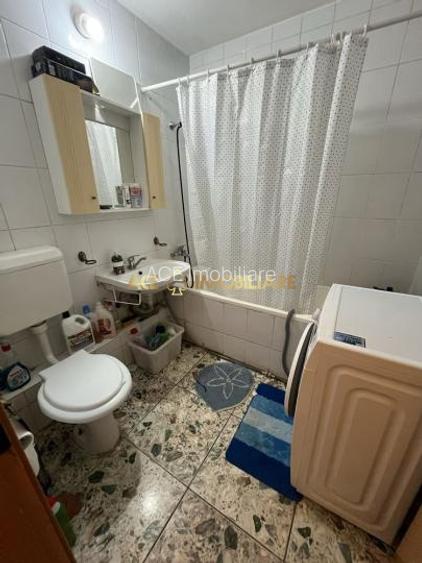 2 Camere de vanzare | Mihai Bravu | Metrou | Bloc Izolat | Bloc 1982 - 3