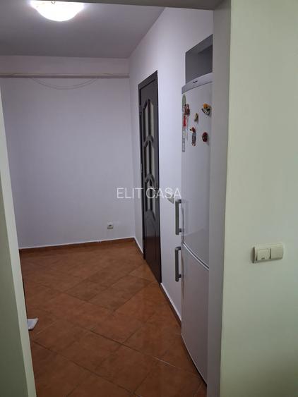Apartament 2 camere, zona Cantemir - Podu de Piatra - 4