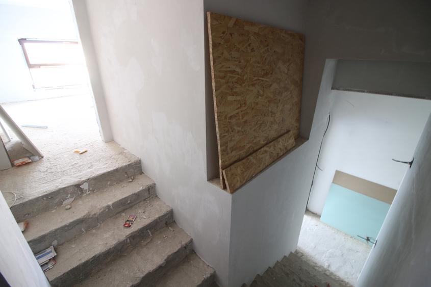 Ap. 3 camere bloc nou, etaj 1