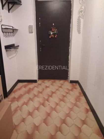 Apartament 4 camere-semidecomandat-zona Drumul Taberei - 8