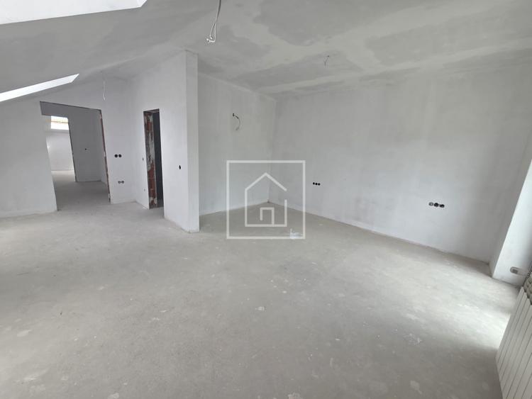 Casa noua cu 5 camere in centrul Sura Mica – moderna, premium