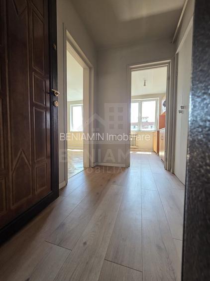 2 Camere-52mp-Balcon-Lift Nou-Anvelopat-Zona-Garii-Renovat - 5