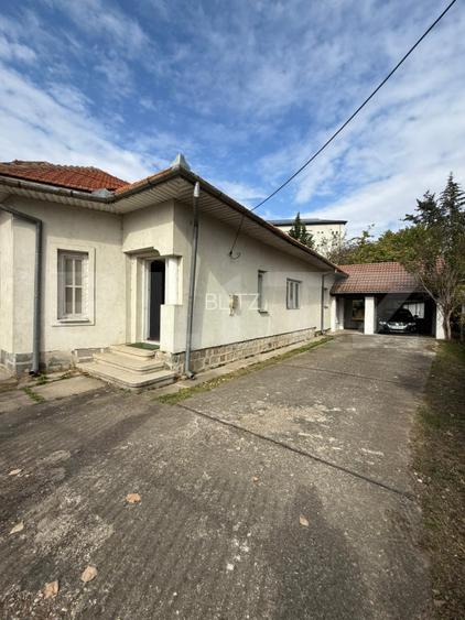 Casă cu teren generos într-o zonă premium – Ideală pentru Locuință sau Investiți - 2