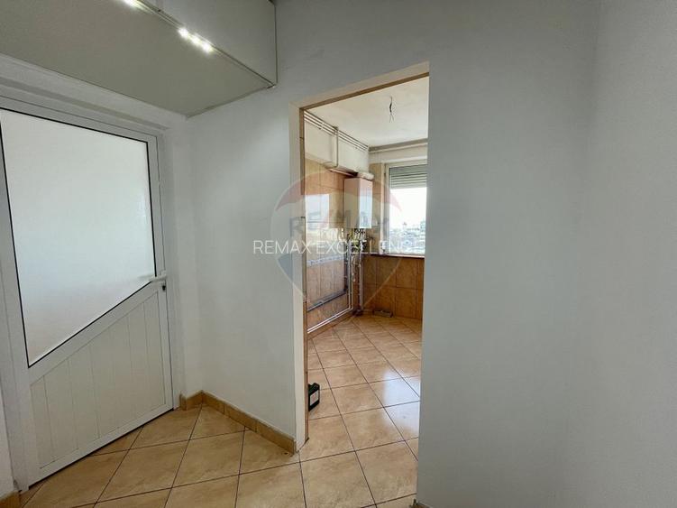 Apartament 3 camere | Etaj 8/9 | Zona Nord – Strada Cameliei, Ploiești - 2