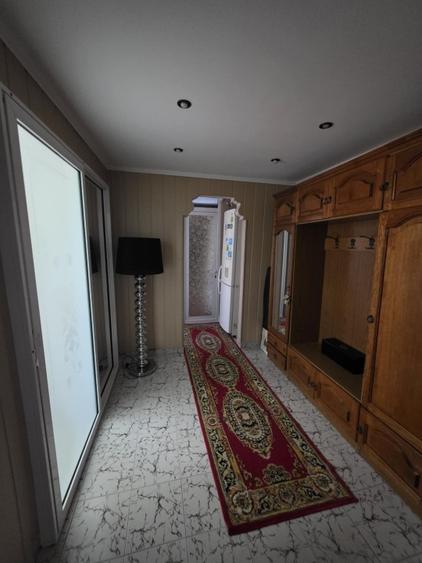 Apartament 2 camere Navodari mobilat+parcare primarie.