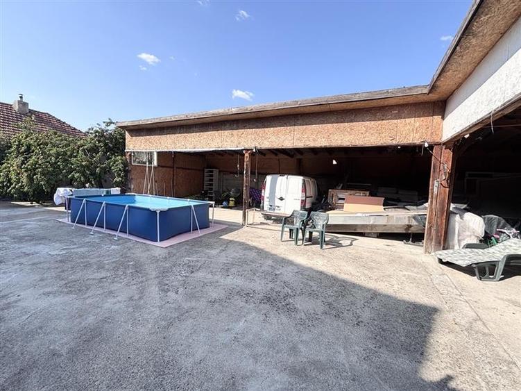 Casa in Nufarul - teren 400 mp - front stradal 12 m