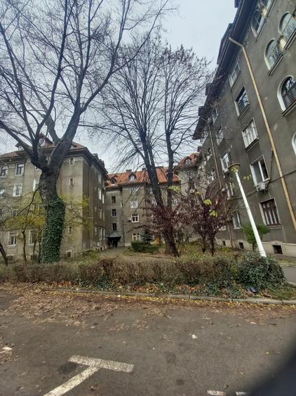 Zona Iancului ,4 sau 5 cam, str Caminului Gara de Est Zona verde