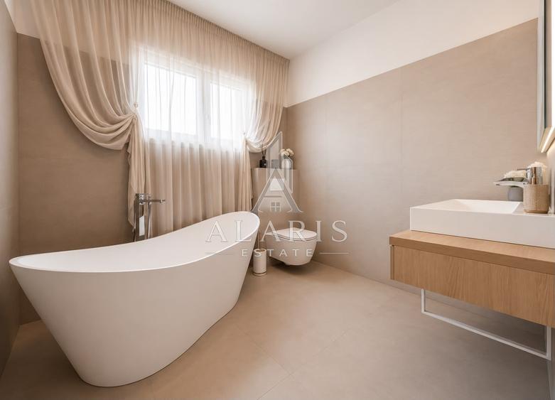 Casa de lux cu 5 camere, 4 bai, in Dumbravita