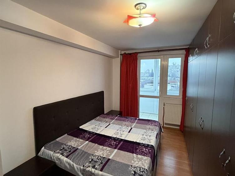 Apartament 3 camere Craiovita noua, bloc nou, loc parcare