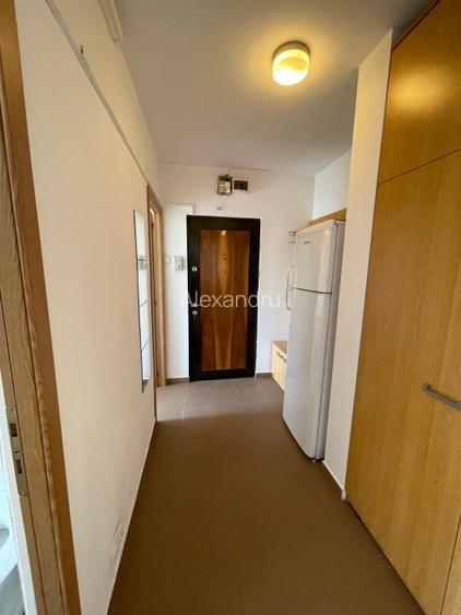 Inchiriez garsoniera in zona Bl Brancoveanu, str Rezonantei