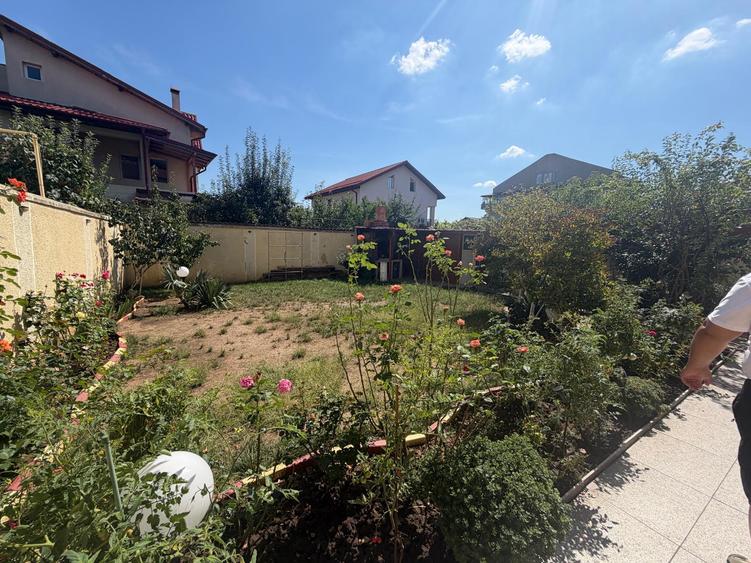 Casă P+1+M – Fundeni – garaj, curte, terase