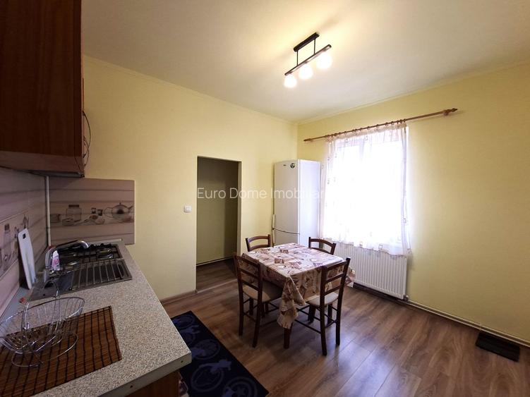 Apartament cu 2 camere, priveliște superbă spre Tâmpa, zonă centrală - 10