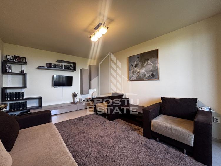 Apartament cu 3 camere de vanzare, decomandat, Tipografilor, Timisoara