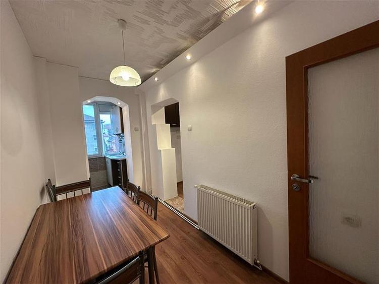 Resita, Apartament de vanzare sau schimb cu Casa, Renovat, 2 Cam.Cf.1, Sd.,Lunca