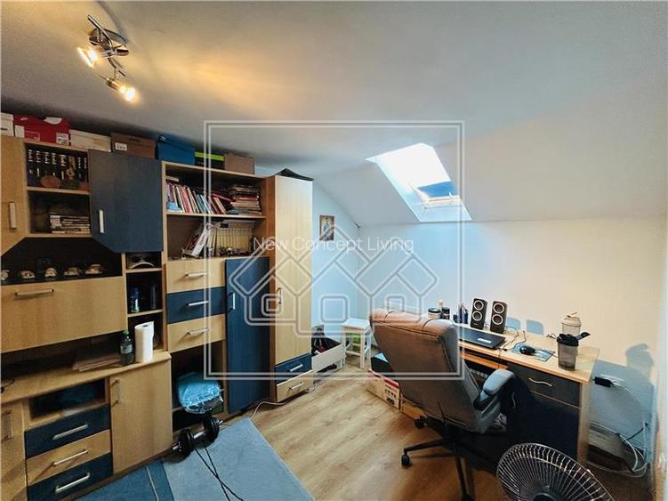 Casa tip duplex, cu 3 camere, 116 mp utili, teren de 403 mp - 25
