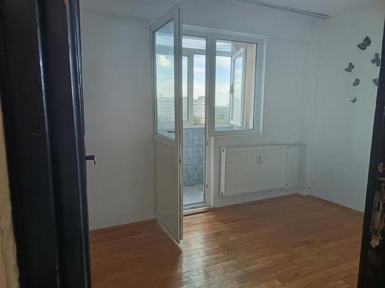 2 camere/ Sos Pantelimon/necesita renovare