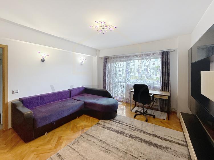 3 camere decomandate, balcon, zona Centrala - Piata Cipariu-Fac.Drept