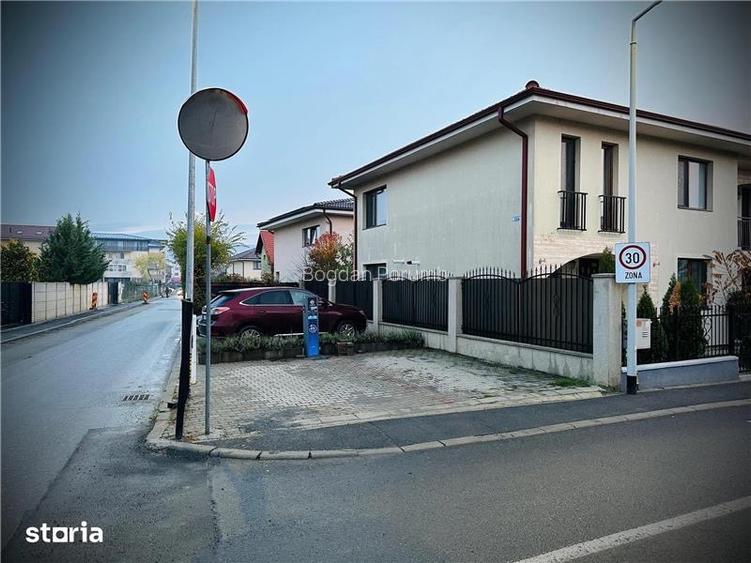 Casă modernă tip triplex, unitate de capăt  - 3