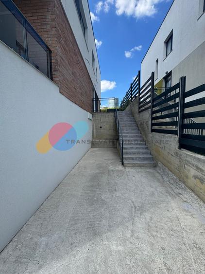 Duplex 4 camere, 160 mp utili, curte și 2 parcări - Iris