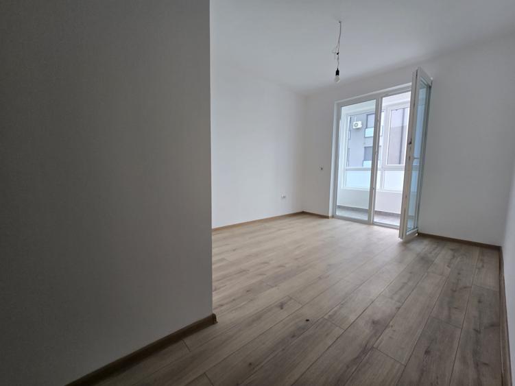 Apartament 3 camere,bl.nou finalizat+boxa+parcare,tva inclus-Pacurari-158256
