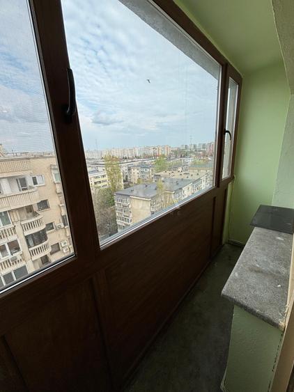 3 camere Decebal decomandat, an 1988, 78 mp