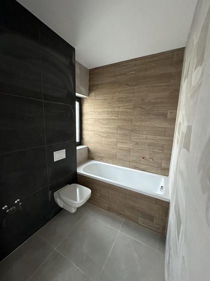 PROIECT DEOSEBIT