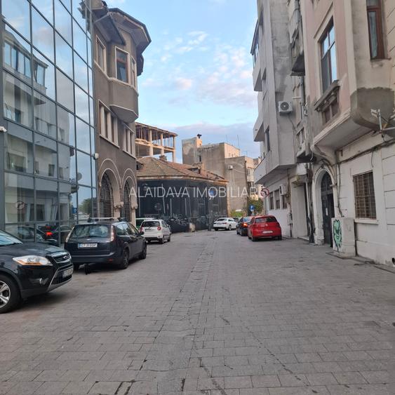 Piata Ovidiu-apartament 3 camere,parter,intrare din strada - 2