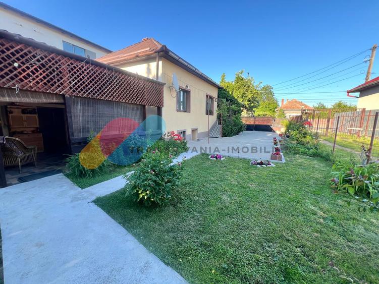 Casă de vânzare, 70 mp utili, teren 630 mp-Apahida
