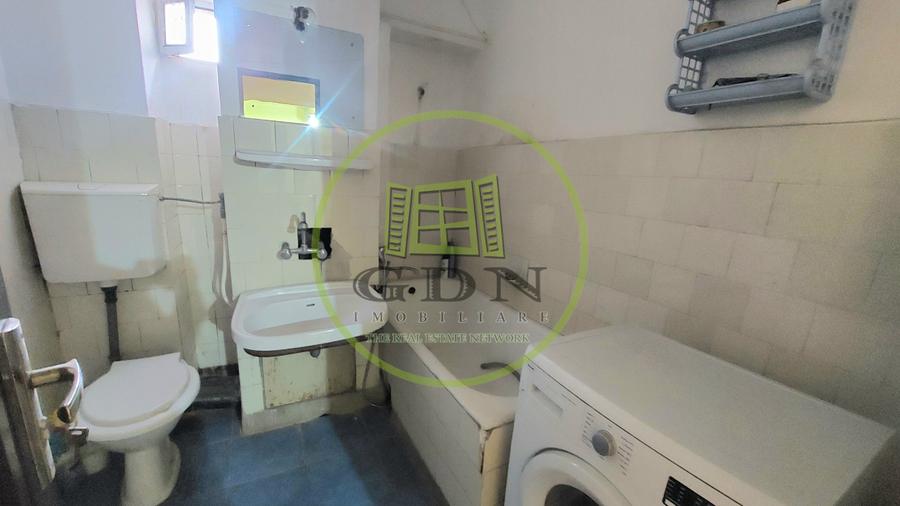 Apartament 2 camere decomandat, 56 mp, Craiovita zona Niela