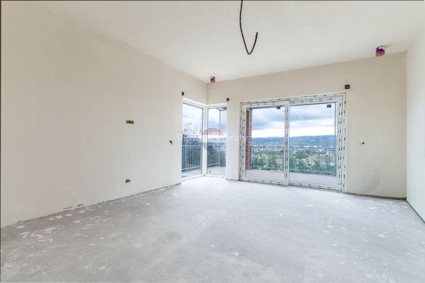 Duplex modern in Voronet, 136 mp utili, garaj si teren 325 mp