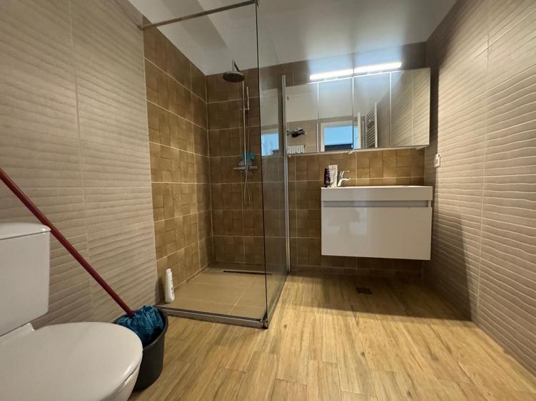 3 camere + LOC DE PARCARE inclus || AVIATIEI
