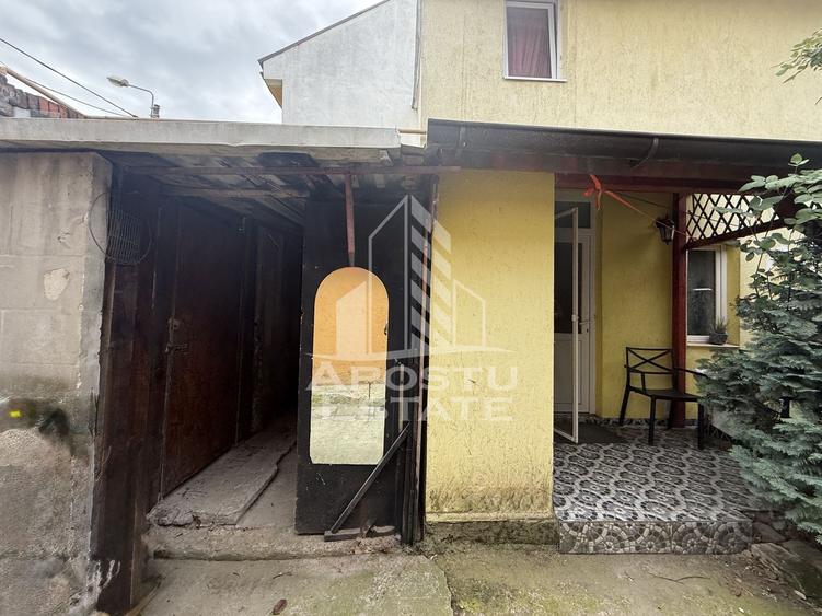 Casa la curte comuna 4 camere de vanzare, zona Dorobantilor Timisoara