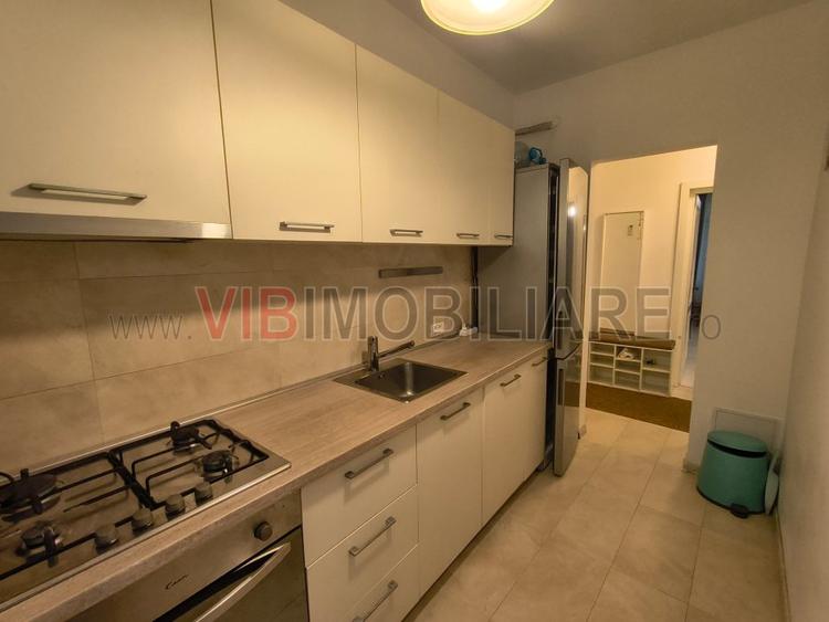 Închiriere apartament cu 3 camere, 63 mp, renovat, mobilat și utilat - zona Flor