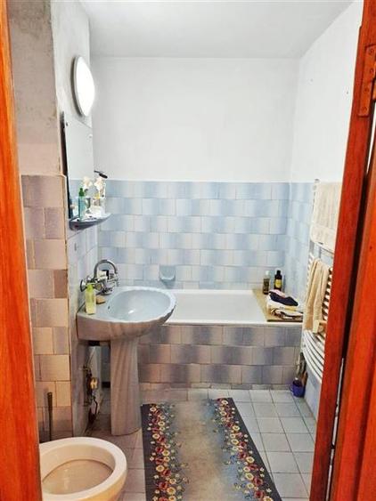 Apartament 2 camere semidecomandat, zona Bistrita Lac