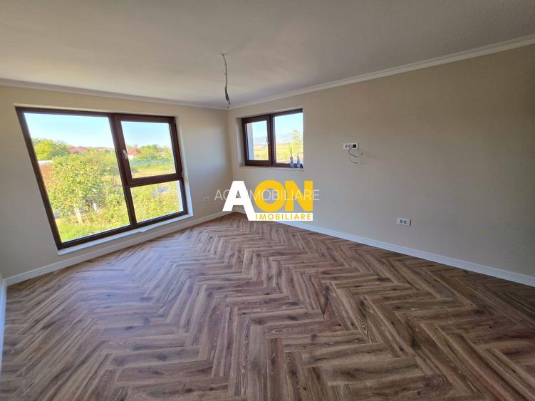 Casa premium la cheie, 4 camere, 1477 mp teren, Ciugud